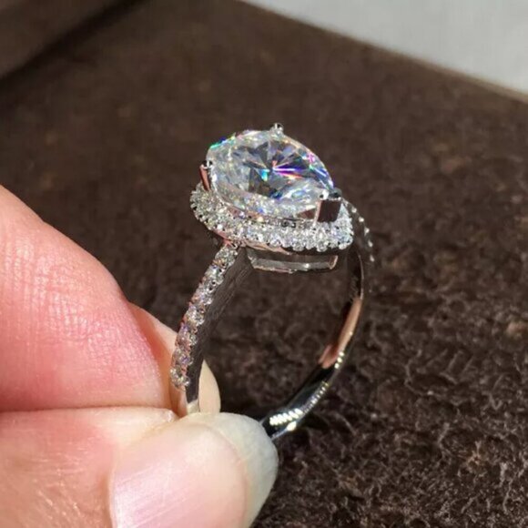 NEW 14k White Gold Teardrop Diamond Ring Pear Cut Ring - Picture 3 of 5